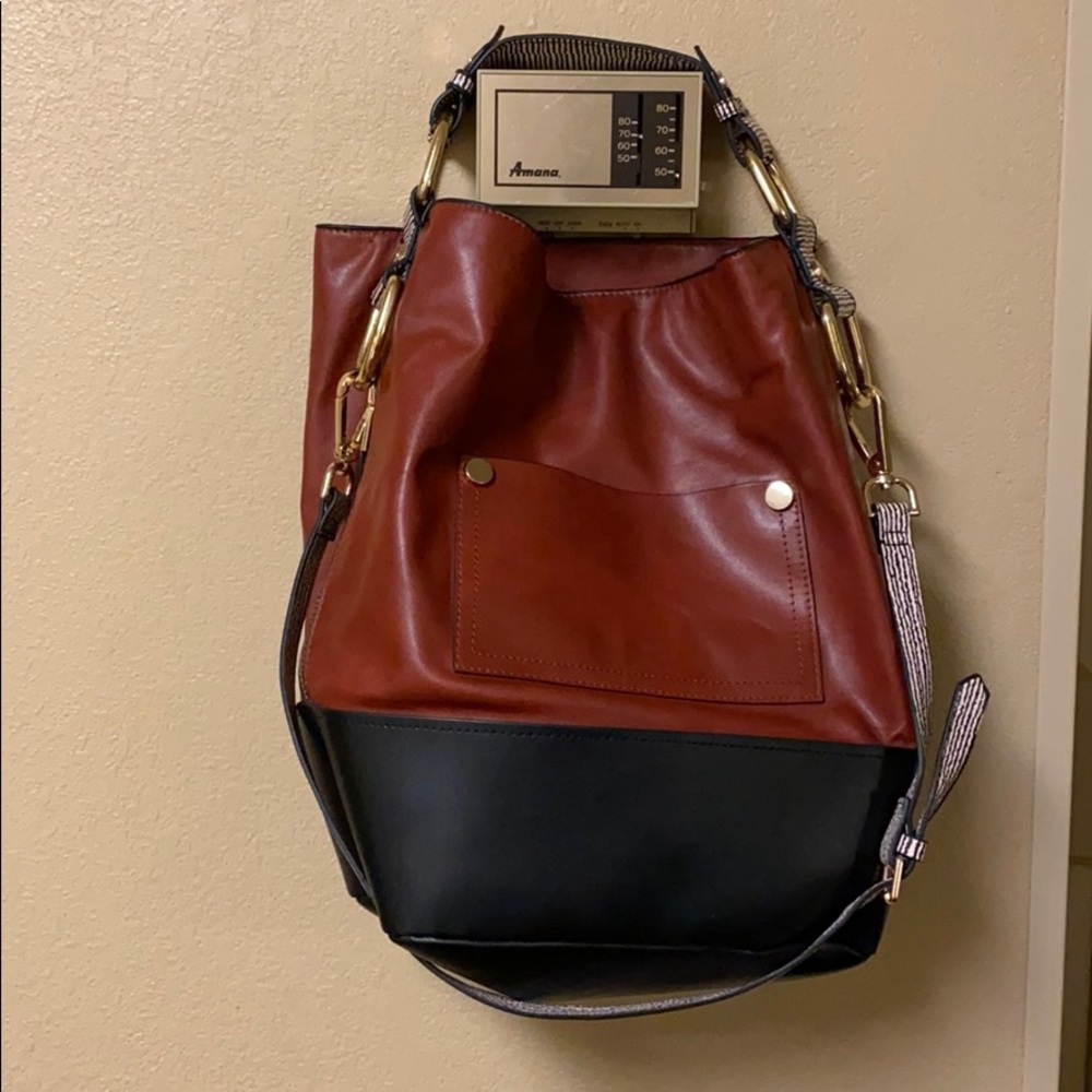 Pocketbook - Picture 2 of 3